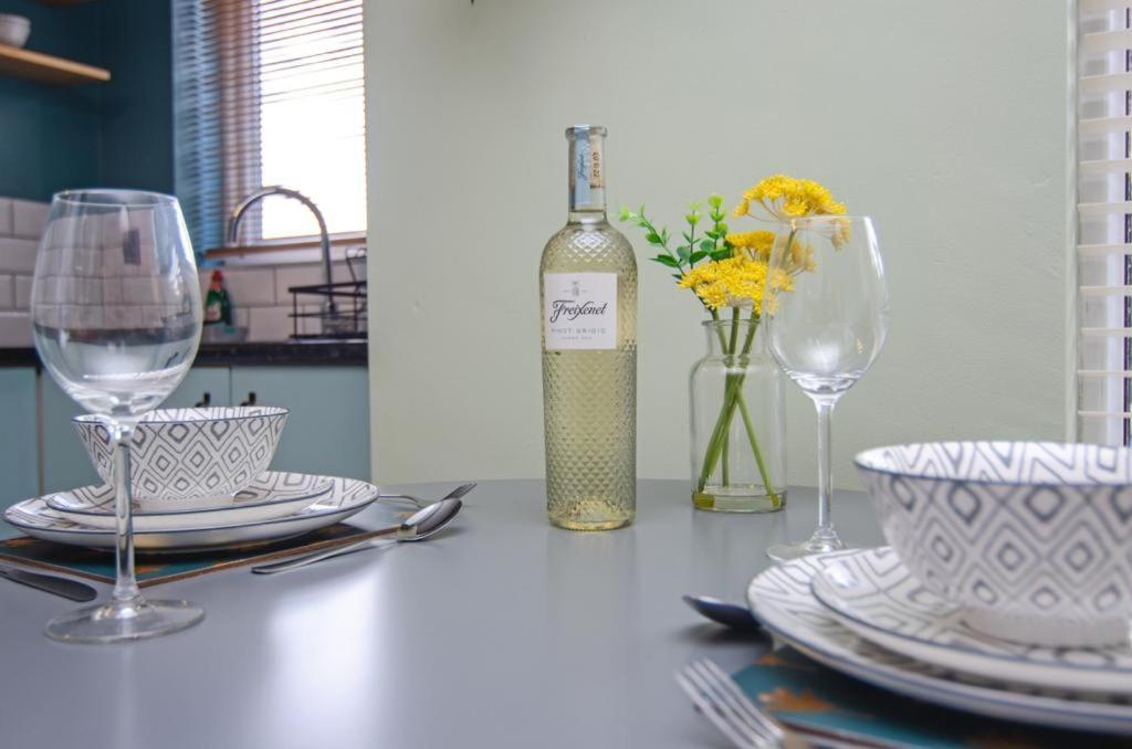Cosy Lichfield Apartment Extérieur photo