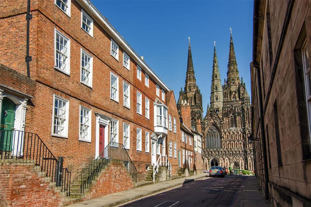 Cosy Lichfield Apartment Extérieur photo